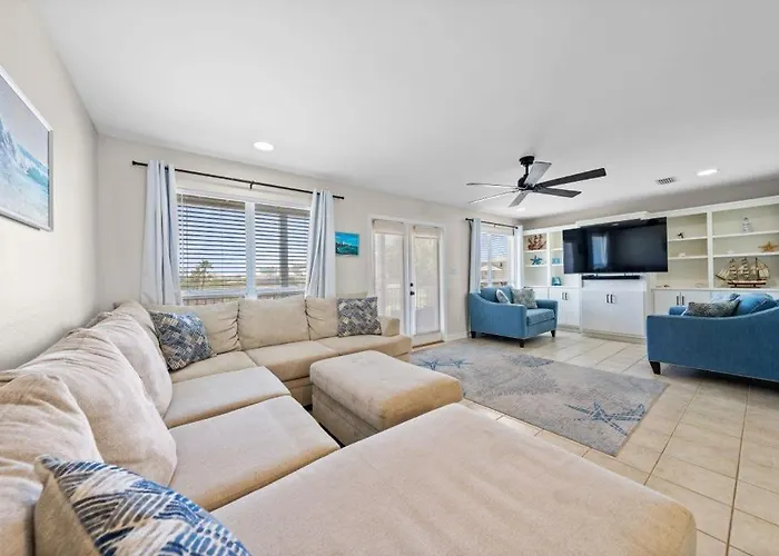 Holiday home Wave Watch Ii - D By Youngs Suncoast *